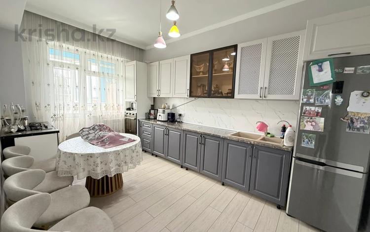 3-бөлмелі пәтер · 90 м² · 5/5 қабат, Ул. Гаухар Ана, бағасы: 38.5 млн ₸ в Талдыкоргане — фото 2