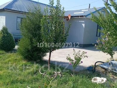 Отдельный дом · 3 комнаты · 60 м² · 12 сот., Шаңырақ 350 — Магазин Илья пересечение ул Султанмахмут Торайғырова за 16 млн 〒 в Таразе