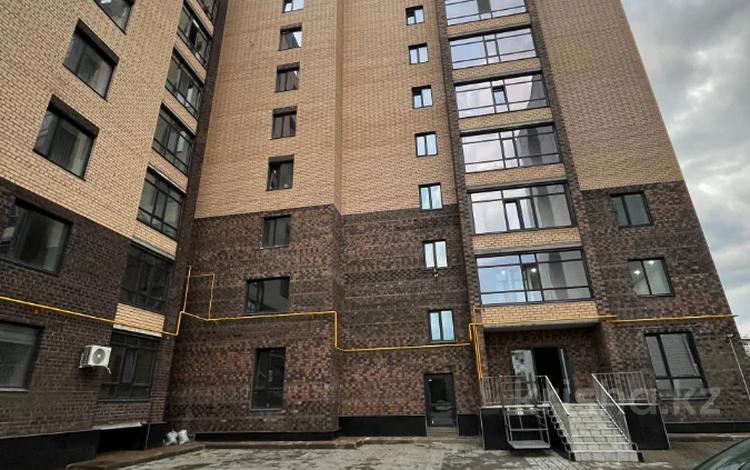 2-бөлмелі пәтер · 81.4 м² · 5/9 қабат, Тауельсыздык 30, бағасы: 40 млн ₸ в Костанае — фото 3