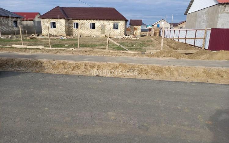 Отдельный дом · 3 комнаты · 108 м² · 8 сот., 41 32 — Еркінқала за 10 млн 〒 в Атырау — фото 2