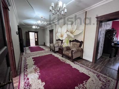 5-комнатный дом помесячно, 250 м², 8 сот., мкр Туран за 520 000 〒 в Шымкенте, Каратауский р-н