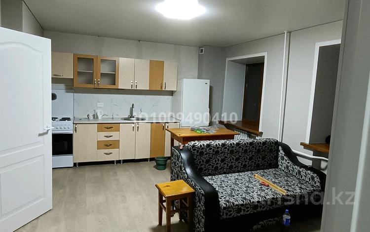 2-комнатная квартира · 42 м² · 3/5 этаж, Мыза за 160 000 〒 в Усть-Каменогорске — фото 2