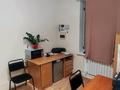 Сұлулық салондары · 31.2 м², бағасы: 21 млн ₸ в Уральске