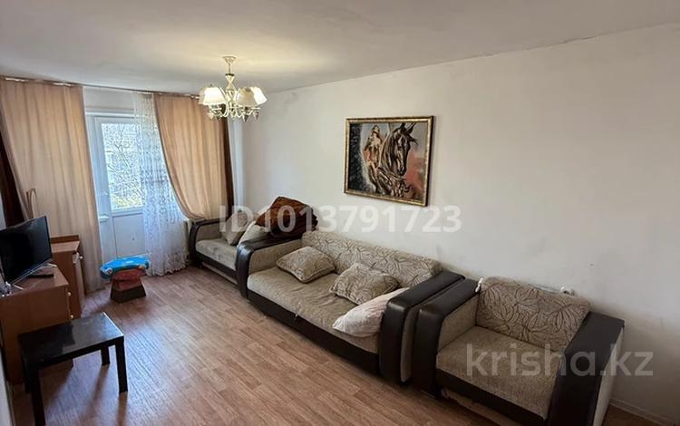 2-комнатная квартира · 43.7 м² · 5/5 этаж, Металлургов 26/2 за 8.8 млн ₸ в Темиртау — фото 2