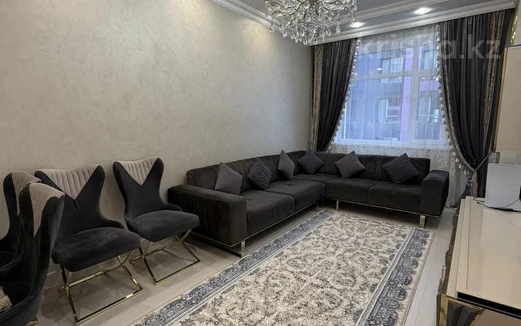 3-комнатная квартира · 90 м² · 6/9 этаж, ул. Бухар жырау 34/2 за 75 млн ₸ в Астане, Есильский р-н — фото 70
