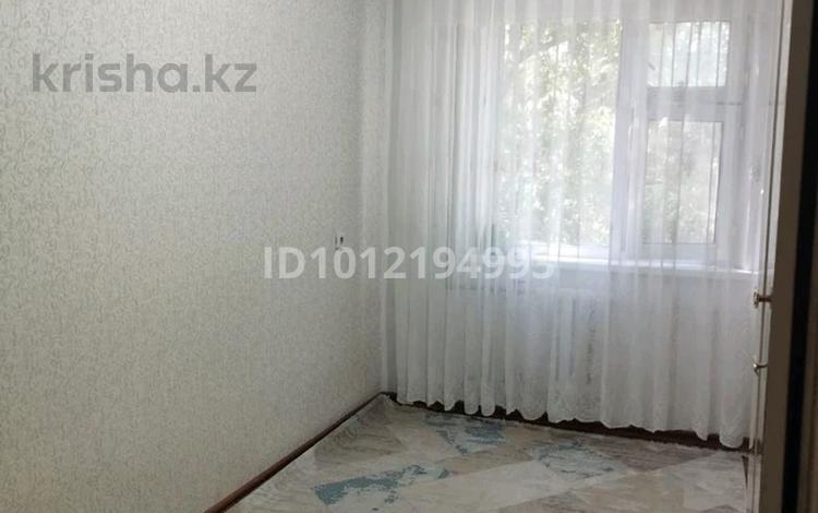 3-бөлмелі пәтер · 60 м² · 2/5 қабат, 1-й мкр. 34, бағасы: 180 000 ₸ в Жанатасе — фото 2