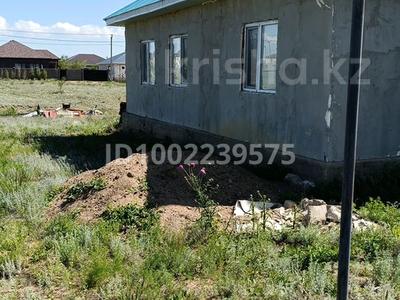 Дача · 4 комнаты · 115 м² · 10 сот., жилой массив Бауырластар, Байқадам 878 — Мектеп за 18.5 млн 〒 в Актобе