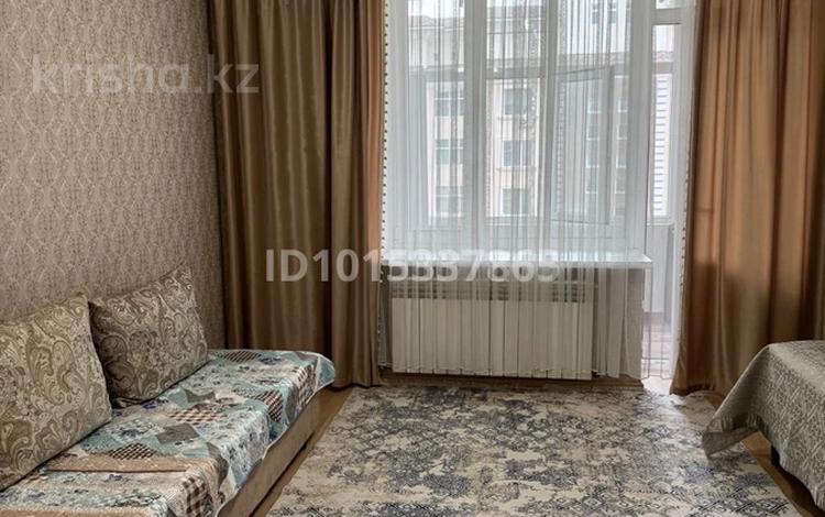 1-комнатная квартира · 42.2 м² · 5/6 этаж, 38 улица 22-27 — Улы дала - Аль Фараби за 32 млн ₸ в Астане, Есильский р-н — фото 2