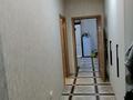 4-комнатная квартира, 107 м², 2/5 этаж помесячно, Дружбы народов за 400 000 〒 в Усть-Каменогорске — фото 3