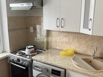 3-комнатная квартира · 60 м² · 2/5 этаж, 8-й микрорайон 35 за 180 000 ₸ в Шымкенте, Туран р-н