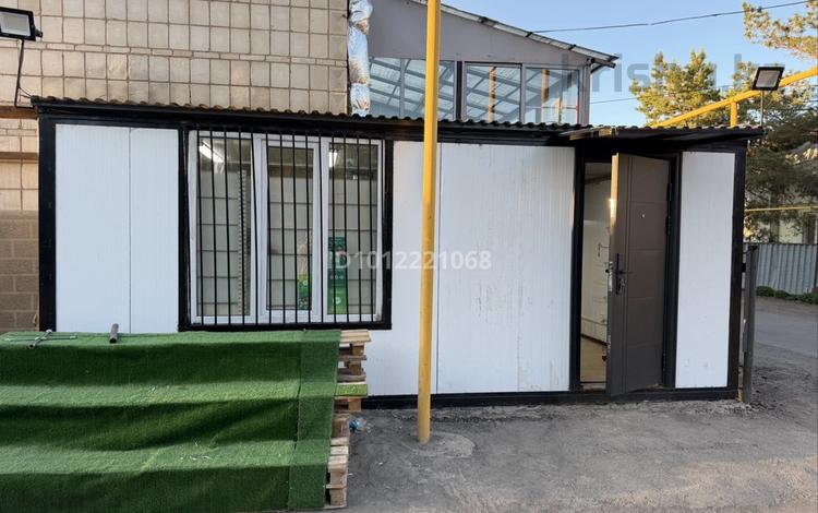 Магазины и бутики · 28 м² за 200 000 ₸ в Астане, Есильский р-н — фото 2