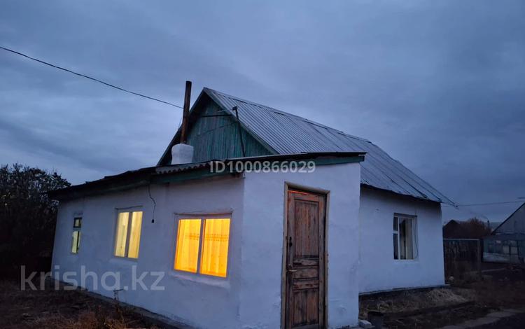 Отдельный дом · 2 комнаты · 47.8 м² · 6 сот., Восточный левый 683 — Адрес: Восточный левый, дом 683 (около магазина «Куралай»). за 7 млн ₸ в Семее — фото 2
