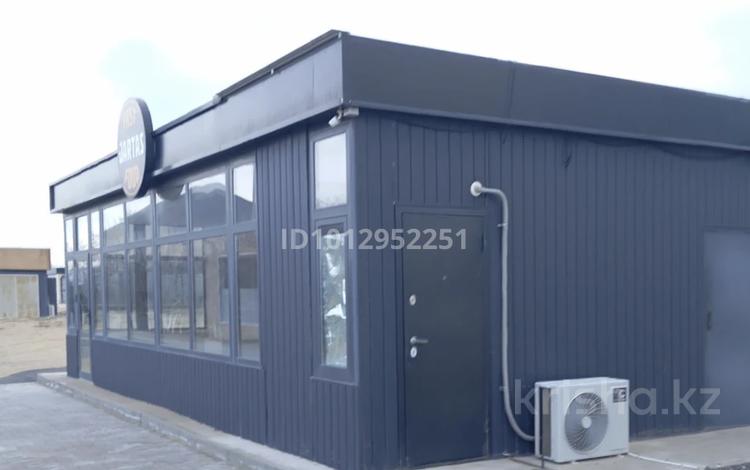 Магазины и бутики, общепит · 50 м² за 350 000 ₸ в Актау, 4А мкр — фото 2