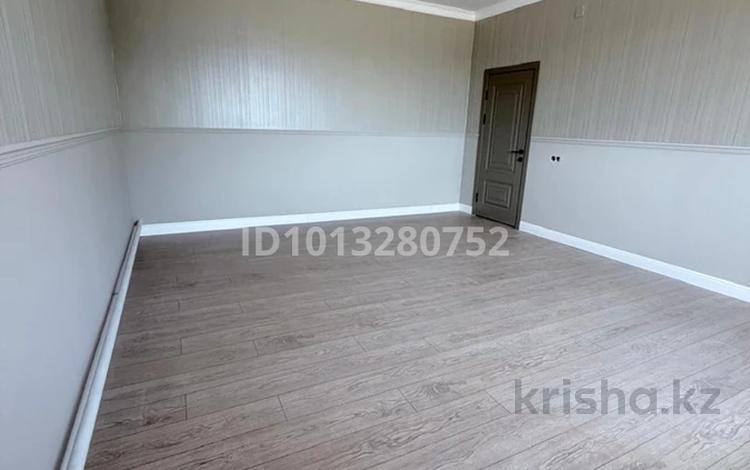 Жеке үй · 6 бөлме · 270.5 м² · 8 жүзд., 146 97А — 6 участок, бағасы: 50 млн ₸ в Кульсары — фото 2