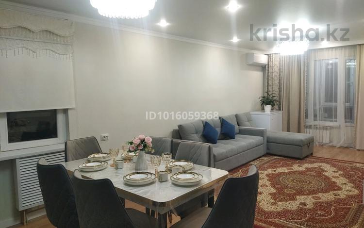 3-комнатная квартира · 85 м² · 4/10 этаж, мкр Аккент 96 за 500 000 ₸ в Алматы, Алатауский р-н — фото 2