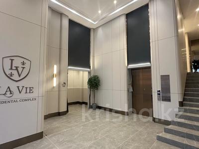 2-комнатная квартира · 72 м² · 7/18 этаж, Кошкарбаева 1 — Напротив Хайвил Астана за 65.5 млн 〒 в Алматы р-н
