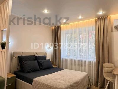 1-бөлмелі пәтер · 33 м² · 2/5 қабат, Полетаева 15 — В районе 92 квартала, бағасы: 20 000 ₸ в Караганде, Казыбек би р-н