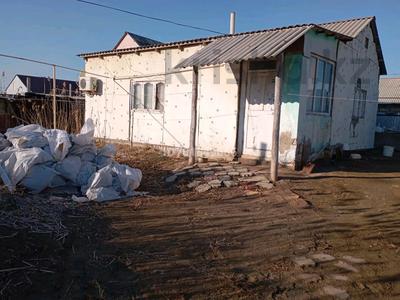 Часть дома · 3 комнаты · 100 м² · 6 сот., мкр Мясокомбинат, Бейимбет Майлин 81 — Асфальте за 20 млн ₸ в Атырау