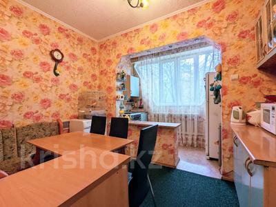 3-комнатная квартира, 75 м², 1/9 этаж, мкр Аксай-4 79 за 39.3 млн 〒 в Алматы, Ауэзовский р-н