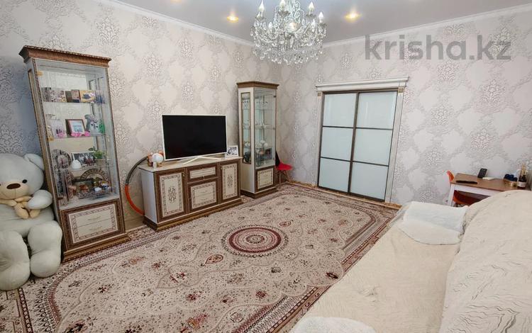 2-бөлмелі пәтер · 73.1 м² · 9/9 қабат, Камзина 41/1, бағасы: 40 млн ₸ в Павлодаре — фото 2