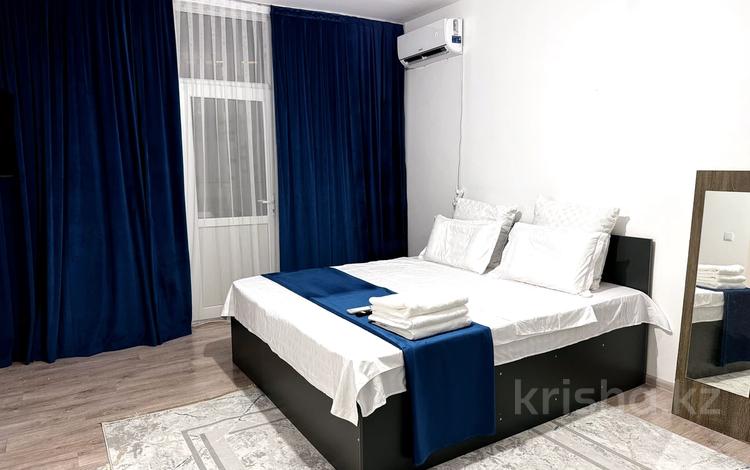 2-комнатная квартира · 65 м² · 8/12 этаж, 9 40/1 — Возле Акимата, конгресс холл, туран молл за 15 000 ₸ в Туркестане — фото 2