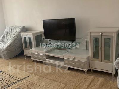Аренда квартир в Атырауской обл.: 2-комнатная квартира · 50 м² · 4/5 этаж, мкр Центральный, Махамбета 107 за 170 000 〒 2-комнатная квартира · 50 м² · 4/5 этаж, мкр Центральный, Махамбета 107 за 170 000 〒 в Атырау
