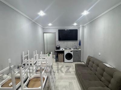 2-комнатная квартира · 68.2 м² · 4/6 этаж, Акотау 20 за 300 000 ₸ в Уральске