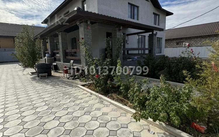 Отдельный дом · 6 комнат · 350 м² · 10 сот., мкр Самал-2, Абдрашит сыдыханова за 95 млн ₸ в Атырау — фото 2