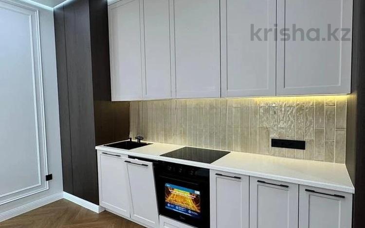 3-бөлмелі пәтер · 95 м² · 11/12 қабат, Toле би 280, бағасы: 94 млн ₸ в Алматы, Алмалинский р-н — фото 4