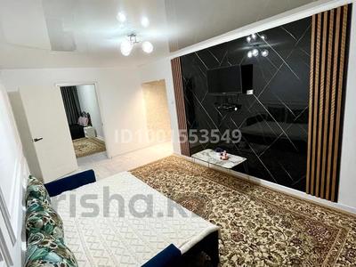 2-бөлмелі пәтер · 50 м² · 4/5 қабат, Каратау 7, бағасы: 10 000 〒 в Таразе