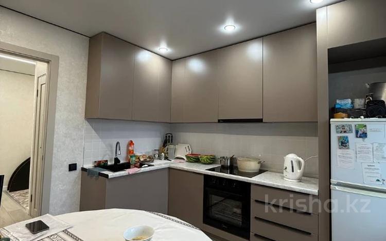 3-комнатная квартира · 76 м² · 6/9 этаж, Азербаева — ГОРЯЧКАААААААААААААААААА за 34.6 млн ₸ в Астане, Сарайшык р-н — фото 9