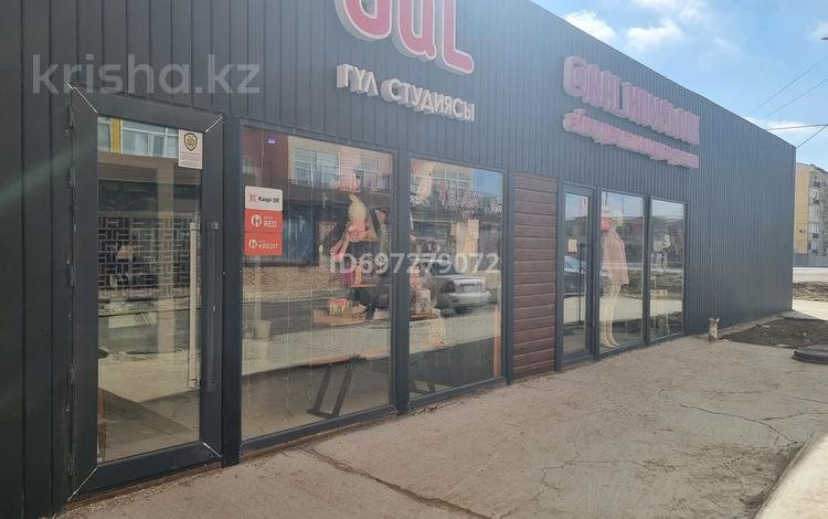 Магазины и бутики · 30 м² за 150 000 〒 в Атырау, мкр. Алмагуль — фото 4