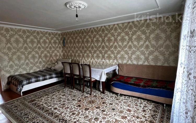 Отдельный дом · 4 комнаты · 94 м² · 8 сот., Шыгыс-2 С.Муканова 20 за 80 млн ₸ в Туздыбастау (Калинино) — фото 3
