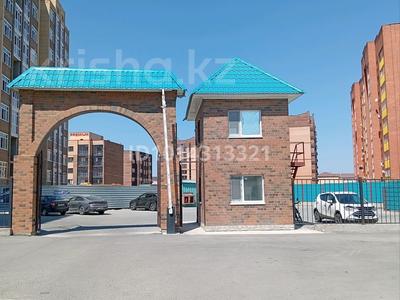 2-бөлмелі пәтер · 70 м² · 5/9 қабат, Алтын орда ш/а., Алия Молдагулова 50а, бағасы: 26 млн ₸ в Актобе, мкр. Алтын орда