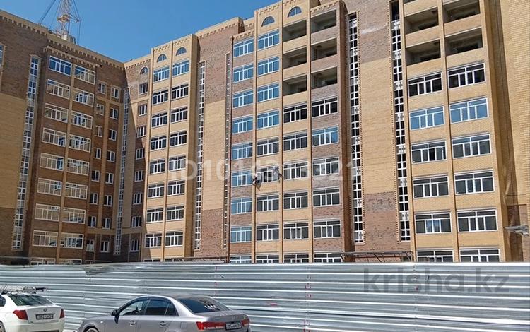 2-комнатная квартира · 70 м² · 5/9 этаж, мкр. Алтын орда, Алия Молдагулова 50а за 25.5 млн ₸ в Актобе — фото 4