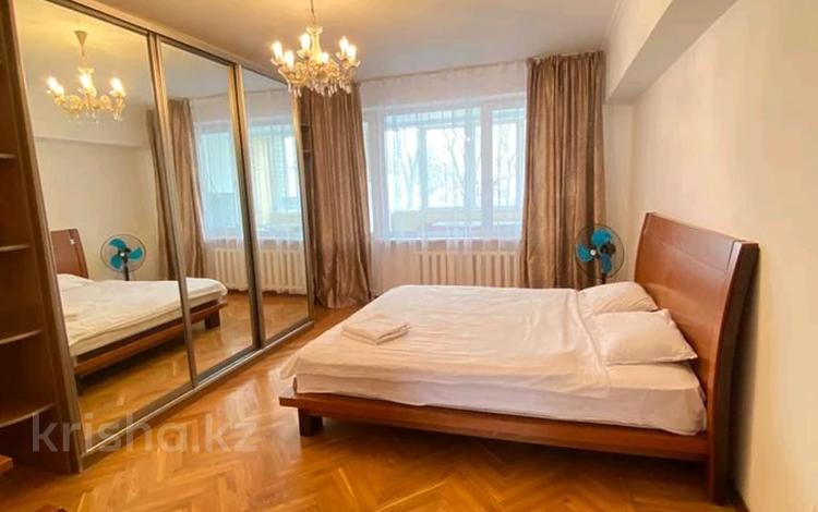 3-комнатная квартира, 95 м², 2/5 этаж посуточно, проспект Назарбаева за 24 000 〒 в Алматы — фото 11