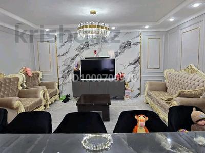 Отдельный дом · 4 комнаты · 280 м² · 5.7 сот., Аманжолова 2/1 — Район Стелла за 105 млн 〒 в Уральске