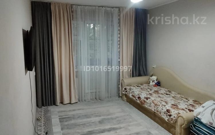 1-комнатная квартира · 32 м² · 4/5 этаж, мкр Каратау 32 — Торговый центр, Корзинка, Даниал за 90 000 ₸ в Таразе — фото 2