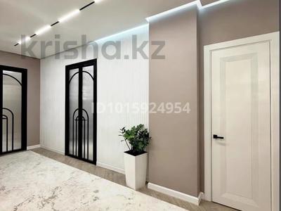 4-бөлмелі пәтер · 177 м² · 2/4 қабат, Ақ Шағала -ш/а., 2 84, бағасы: 110 млн ₸ в Атырау, мкр Ак Шагала