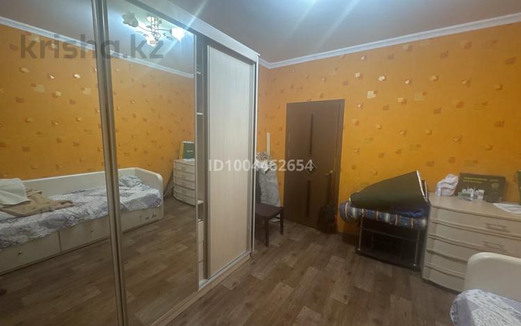 4-бөлмелі пәтер · 100 м² · 1/9 қабат, Мкр. Шашубая 23, бағасы: 35 млн ₸ в Балхаше — фото 2