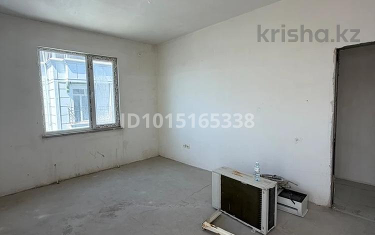 2-бөлмелі пәтер · 65 м² · 9/10 қабат, Куаныша Толеметова 50/6, бағасы: 23 млн ₸ в Шымкенте, Абайский р-н — фото 2