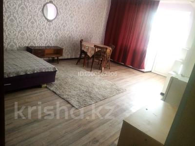 1-бөлмелі пәтер · 35 м² · 2/6 қабат, Ескі қала, Шернияза — На пересечение угол ул.Шернияза и ул.Интернациональный., бағасы: 110 000 ₸ в Актобе, Старый город