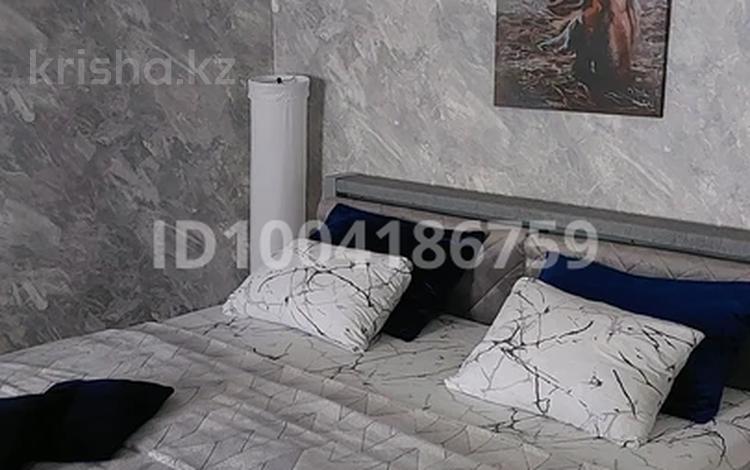 1-комнатная квартира · 30 м² · 5 этаж, Пришахтинск 24/1 за 10 000 ₸ в Караганде, Алихана Бокейханова р-н — фото 8