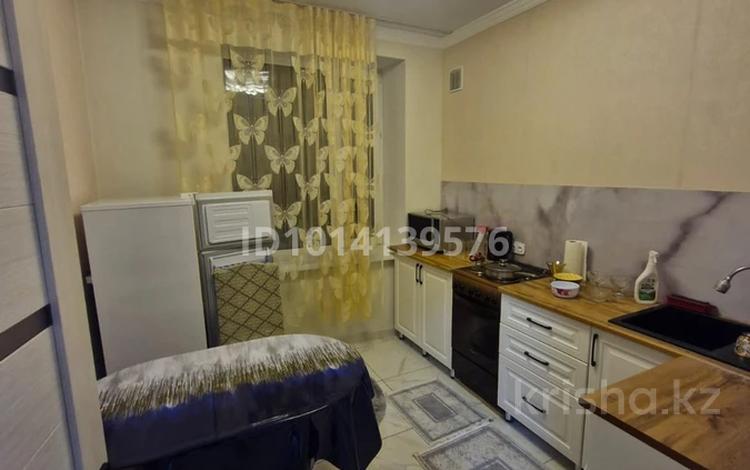 2-комнатная квартира · 52 м², Абая 43 за 25 000 ₸ в Балхаше — фото 2