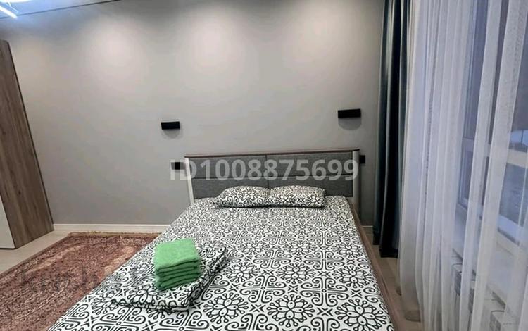 2-бөлмелі пәтер · 60 м² · 3/13 қабат, Просп. Назарбаева 28 — Райымбек, бағасы: 18 000 ₸ в Алматы, Жетысуский р-н — фото 2