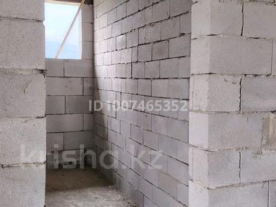 Отдельный дом · 4 комнаты · 148 м² · 5 сот., Алмалыбақ 294 — 19 км кіре берісі сол жақ бетінде орнаАлмалыбақ Жаңа жайлы мектеп жаны за ~ 28.6 млн 〒 в Алматы