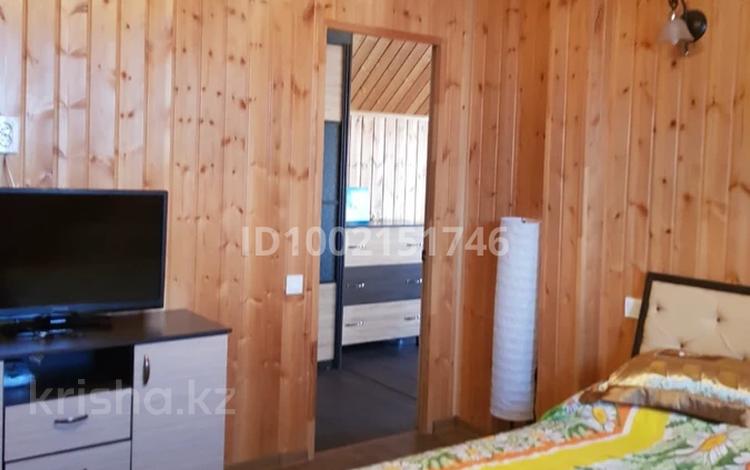 2-бөлмелі пәтер · 54 м² · 1/9 қабат, Красина 8/1 — Шакарима, бағасы: 13 000 ₸ в Усть-Каменогорске, Ульбинский — фото 2