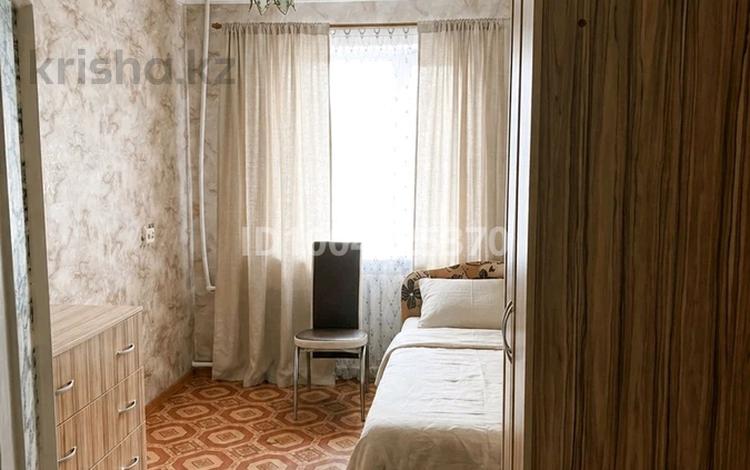 2-комнатная квартира · 43 м² · 3/5 этаж, Майкудук, Майкудук, 12й микрорайон 16 — Находится возле детского садика и базара за 10 млн ₸ в Караганде, Алихана Бокейханова р-н — фото 33