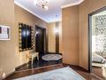 2-комнатная квартира · 128 м² · 19/42 этаж, Достык 5 за 15 000 ₸ в Астане, Есильский р-н — фото 8