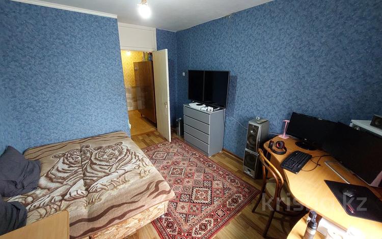 2-комнатная квартира, 56 м², 2/5 этаж, Назарбаева за 16 млн 〒 в Петропавловске — фото 2